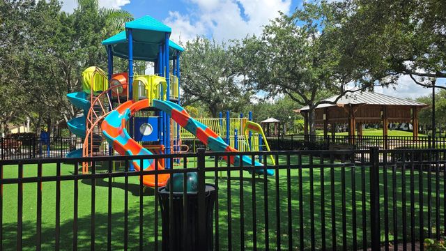 136 Sparrow Drive B, Royal Palm Beach, FL 33411