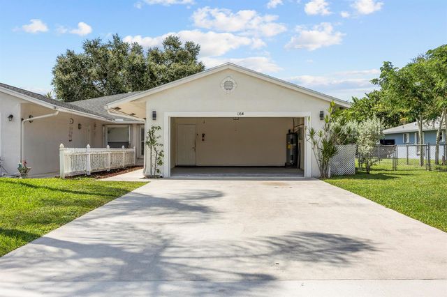 136 Sparrow Drive B, Royal Palm Beach, FL 33411