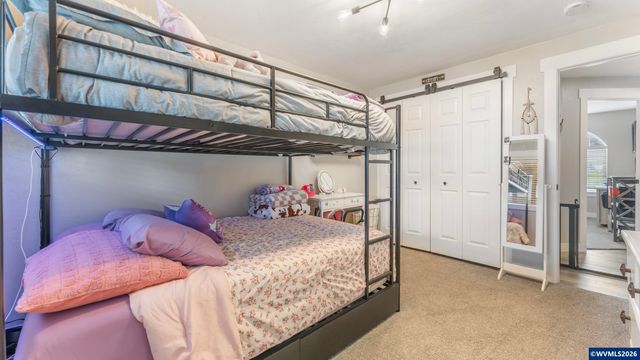 520 Fir St, Lyons, OR 97358