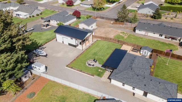 520 Fir St, Lyons, OR 97358