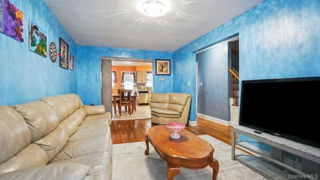 2733 Hone Avenue, Bronx, NY 10469