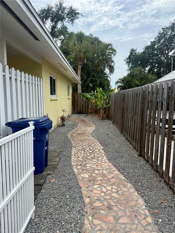 2716 BLOSSOM DRIVE, Sarasota, FL 34239