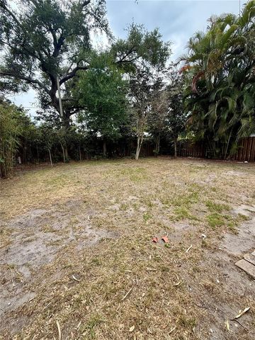 2716 BLOSSOM DRIVE, Sarasota, FL 34239