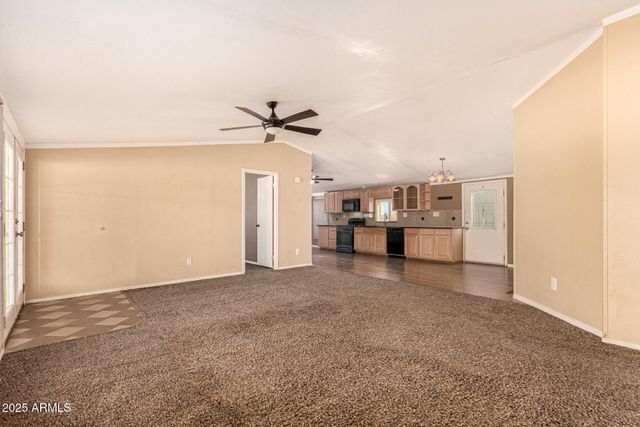 21137 W DOVE VALLEY Road, Wittmann, AZ 85361