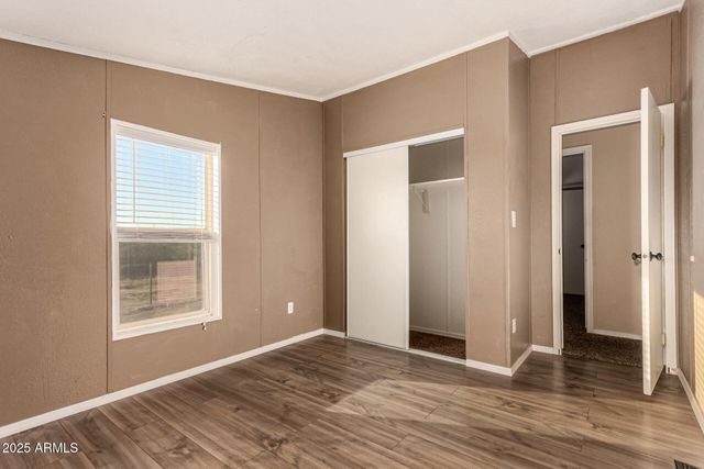 21137 W DOVE VALLEY Road, Wittmann, AZ 85361