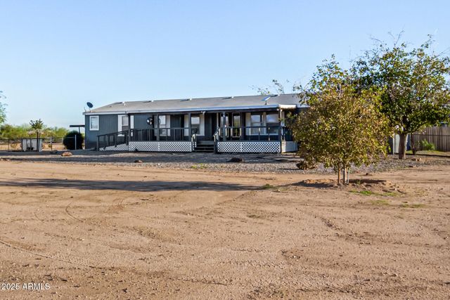 21137 W DOVE VALLEY Road, Wittmann, AZ 85361