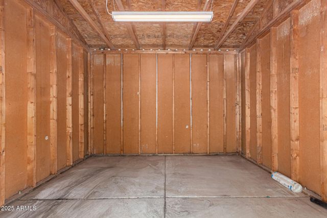 21137 W DOVE VALLEY Road, Wittmann, AZ 85361