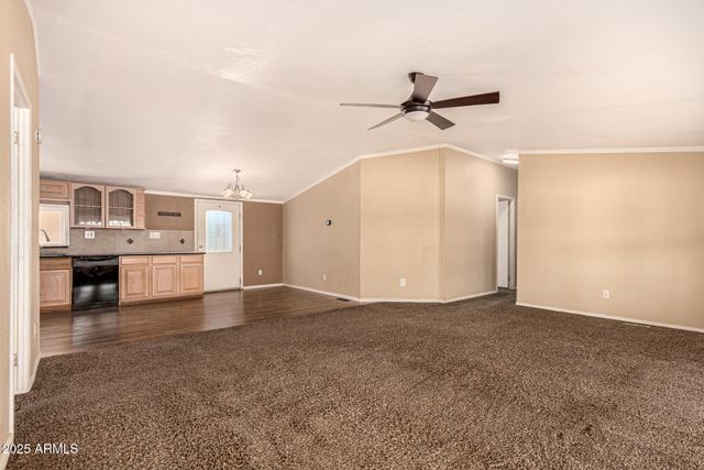 21137 W DOVE VALLEY Road, Wittmann, AZ 85361