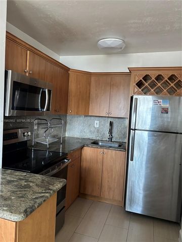 8701 SW 141st St M3, Palmetto Bay, FL 33176