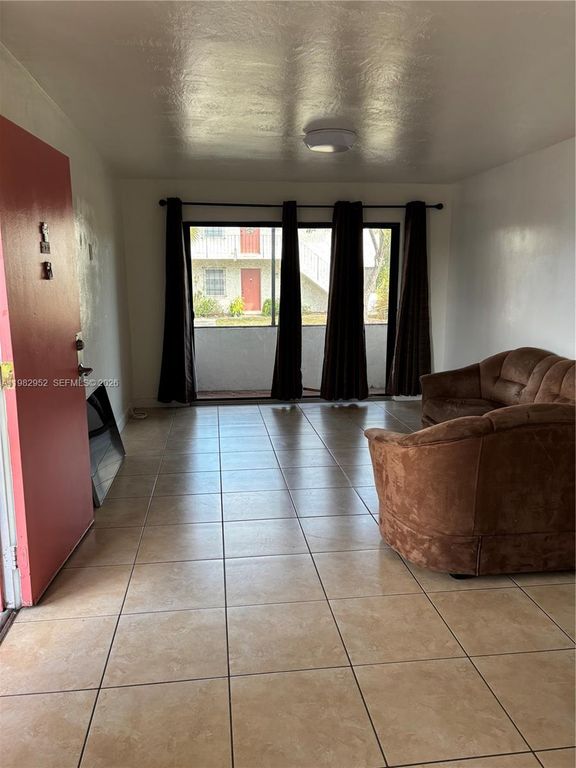 8701 SW 141st St M3, Palmetto Bay, FL 33176