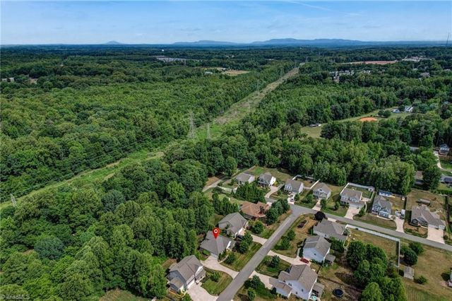 350 High Knoll Drive, Walkertown, NC 27051