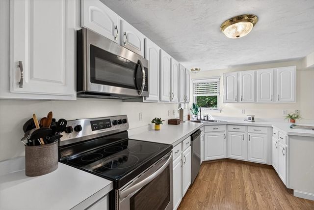 14 Millers Way D, Sutton, MA 01590