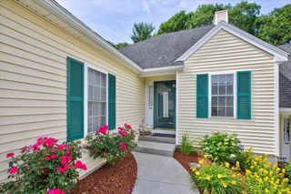14 Millers Way D, Sutton, MA 01590