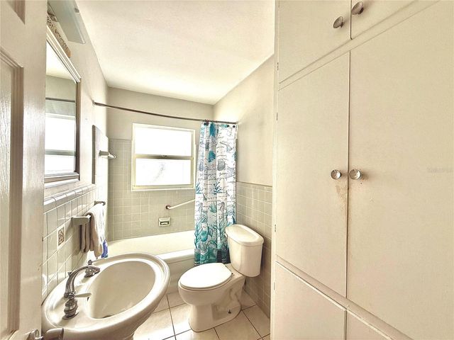 210 14TH AVENUE SW, Largo, FL 33770