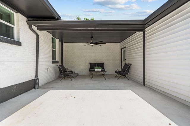 605 Hinton Street, Grand Prairie, TX 75050