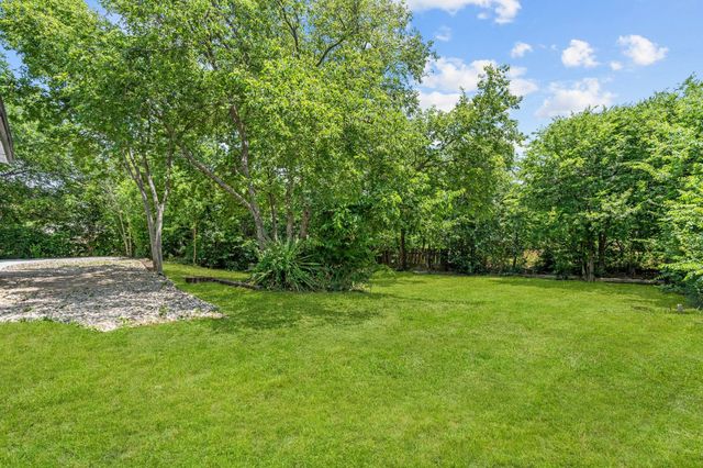 605 Hinton Street, Grand Prairie, TX 75050