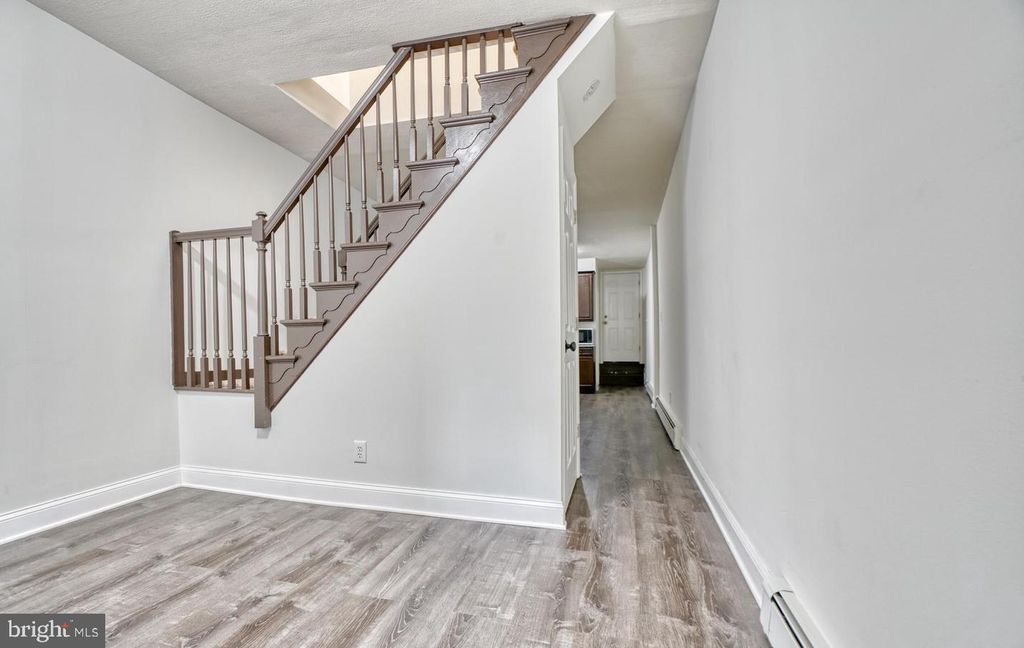 204 N PORT ST, Baltimore, MD 21224