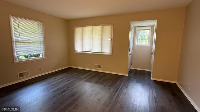 3933 Oregon Avenue N, New Hope, MN 55427