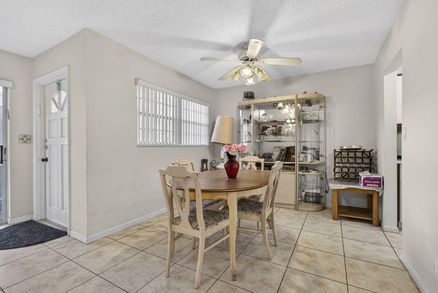 72 Plymouth I, West Palm Beach, FL 33417