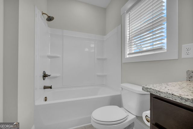 1350 C O Draper Road, Comer, GA 30629