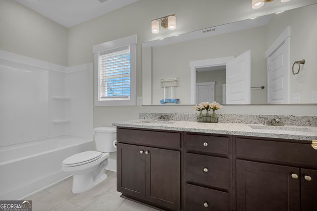 1350 C O Draper Road, Comer, GA 30629