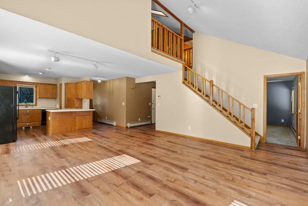 8008 Mount Curve Boulevard, Brooklyn Park, MN 55445 — photo 5