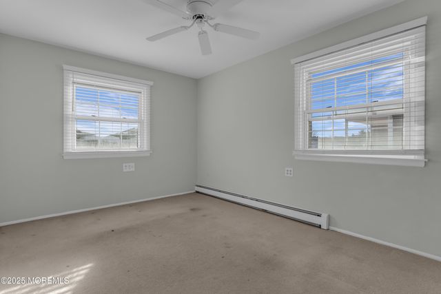 2 Seville Place, Toms River, NJ 08757