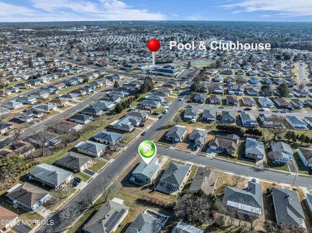 2 Seville Place, Toms River, NJ 08757