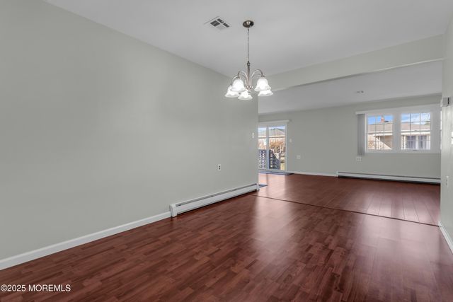 2 Seville Place, Toms River, NJ 08757