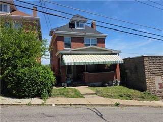 420 Walnut St, Mt Oliver, PA 15210