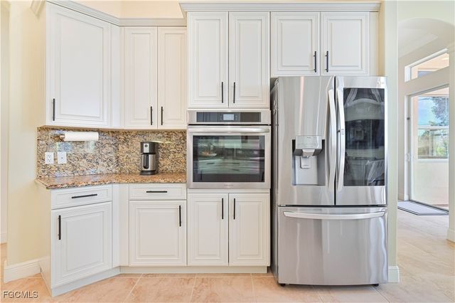 2968 Apple Blossom DR, Alva, FL 33920