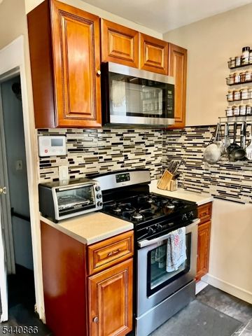 51 Paine Ave, Irvington Twp., NJ 07111