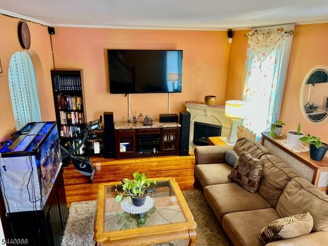 51 Paine Ave, Irvington Twp., NJ 07111