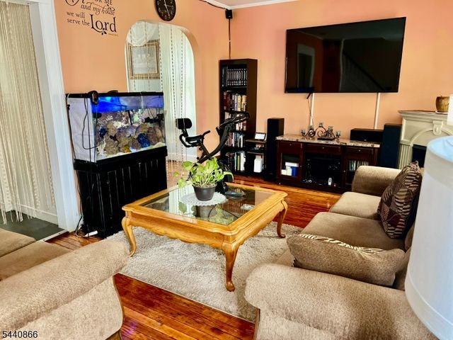 51 Paine Ave, Irvington Twp., NJ 07111