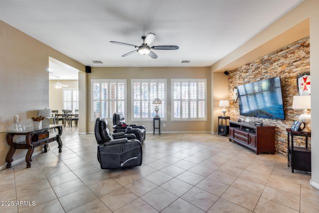 2571 E BALSAM Court, Chandler, AZ 85286