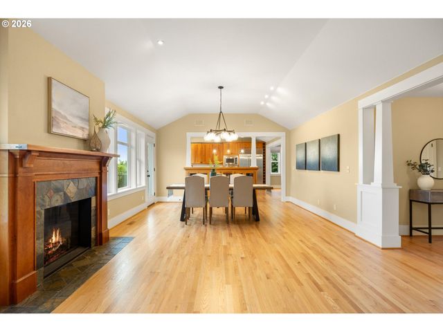4112 ORCHARD Way, Lake Oswego, OR 97035