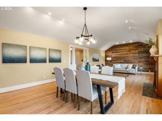 4112 ORCHARD Way, Lake Oswego, OR 97035