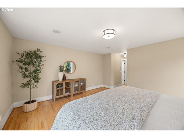 4112 ORCHARD Way, Lake Oswego, OR 97035