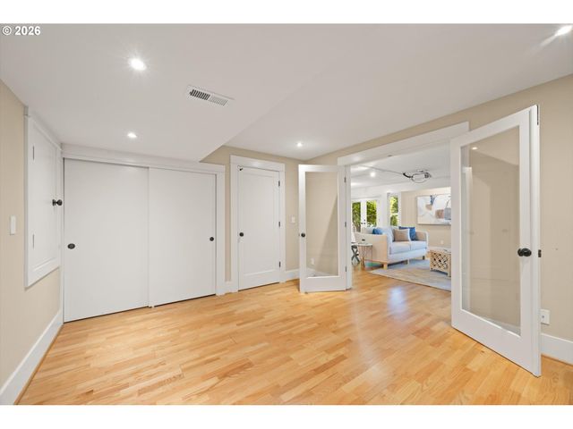 4112 ORCHARD Way, Lake Oswego, OR 97035