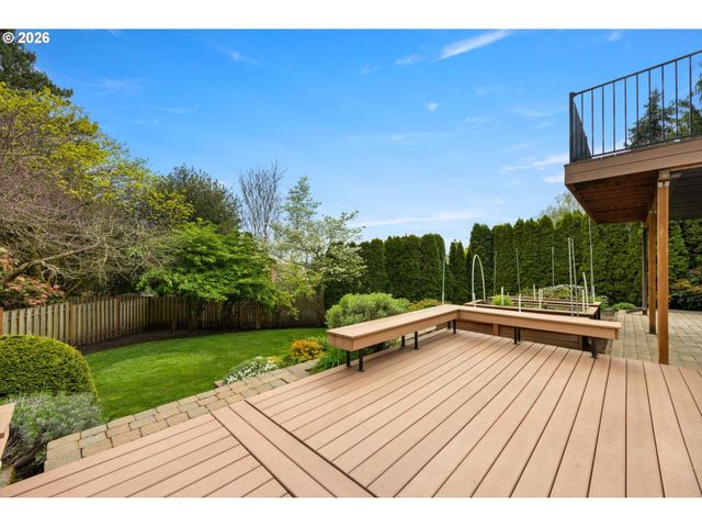 4112 ORCHARD Way, Lake Oswego, OR 97035