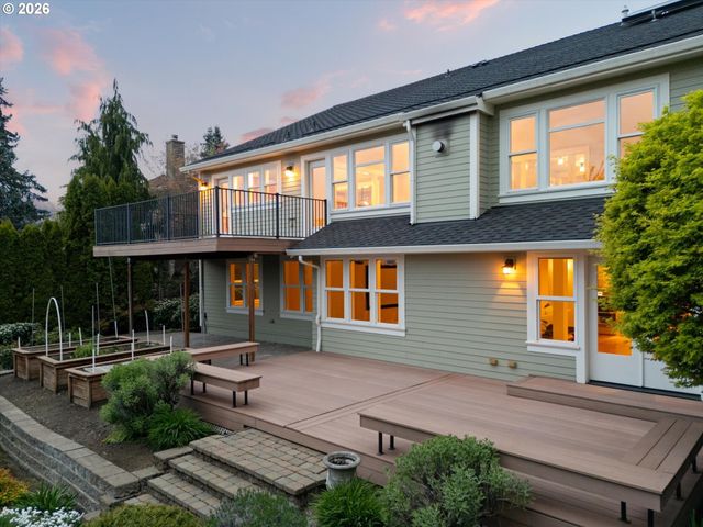 4112 ORCHARD Way, Lake Oswego, OR 97035
