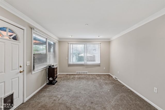 21208 Hunt Club Drive, Harper Woods, MI 48225