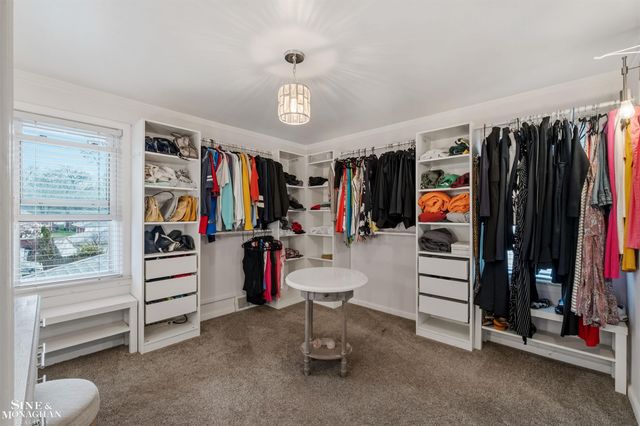 21208 Hunt Club Drive, Harper Woods, MI 48225