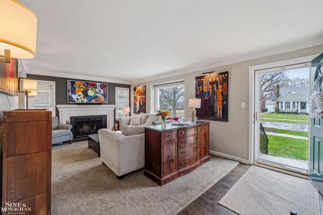 21208 Hunt Club Drive, Harper Woods, MI 48225