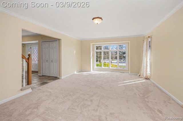 4280 Woodlands, Orchard Lake, MI 48323