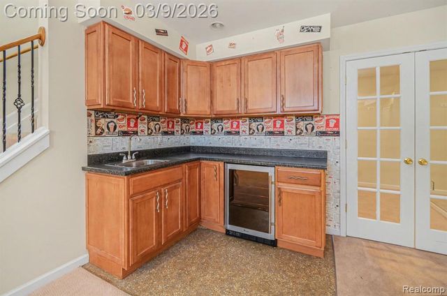 4280 Woodlands, Orchard Lake, MI 48323