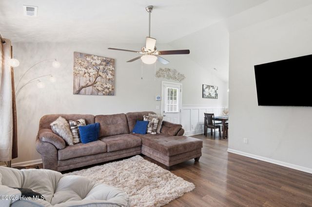 102 Beach House Way, Bolivia, NC 28422