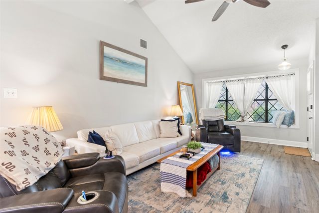 2337 Dalewood Lane, Bedford, TX 76022