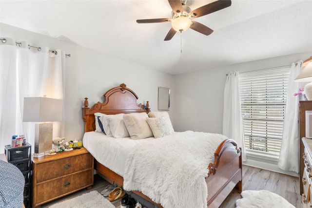 2337 Dalewood Lane, Bedford, TX 76022