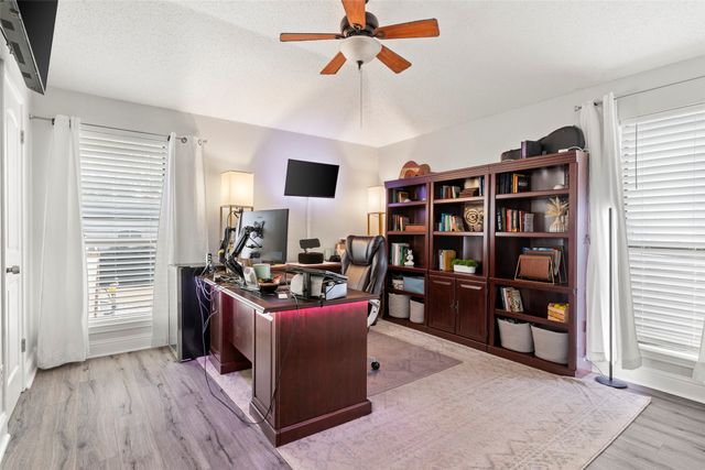 2337 Dalewood Lane, Bedford, TX 76022